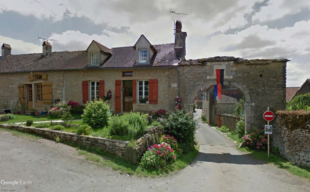 Les Plus Beaux Villages de France - Page 2 Chzete17