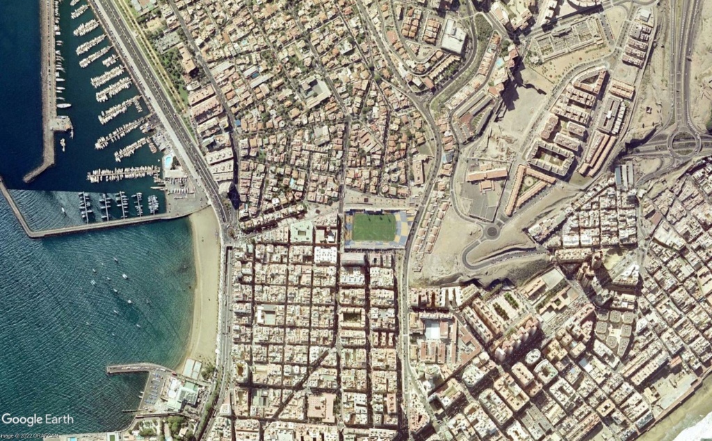 Estadio Insular (Las Palmas, Canaries) : un stade de football devenu parc urbain Esttn10