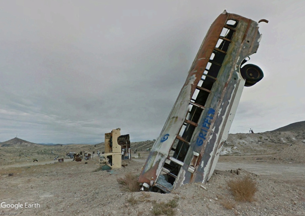 The International Car Forest, Goldfield, Nevada : œuvre d'art ou casse automobile ? Fsdcfh11