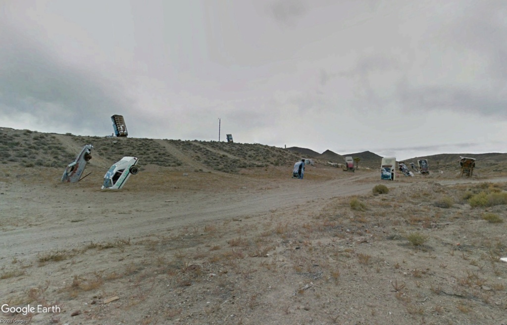 The International Car Forest, Goldfield, Nevada : œuvre d'art ou casse automobile ? Fsdcfh15