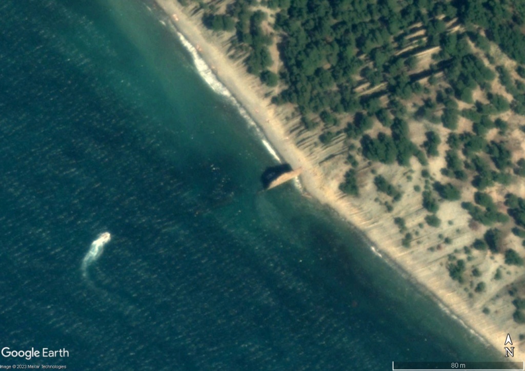 Parus Rock / Sail Rock : une muraille naturelle qui plonge dans la Mer Noire Geff10
