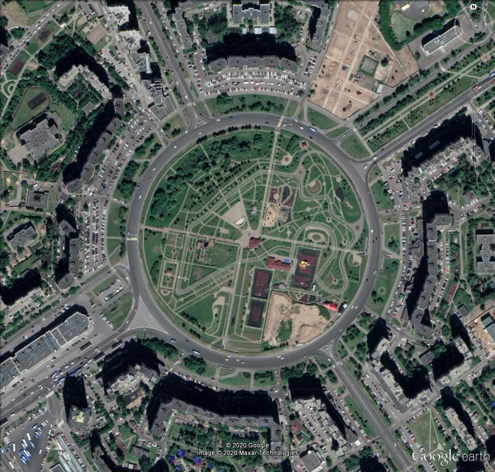 Eloge du cercle (topic 100% GE) - Page 23 Moscou12