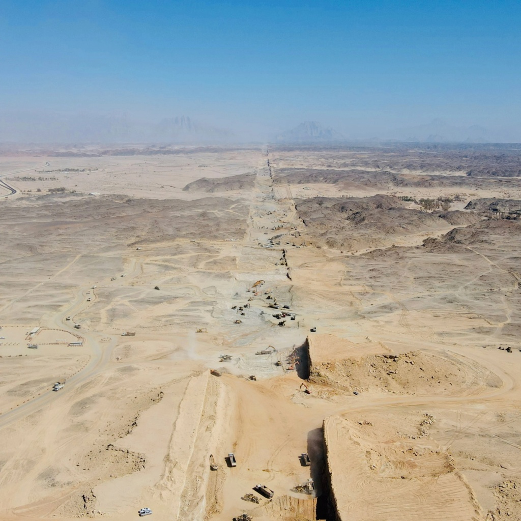 [Bientôt visible sur GE] The Line (Projet NEOM), ville futuriste d'Arabie Saoudite Neompp10