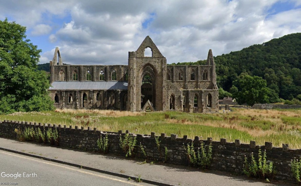 Abbaye cistercienne de Tintern, Pays de Galles Tinter13