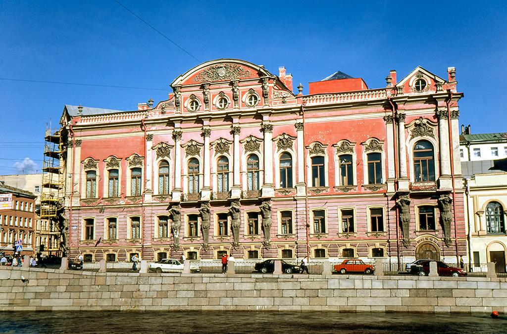 Palais de St-Petersbourg Img99610