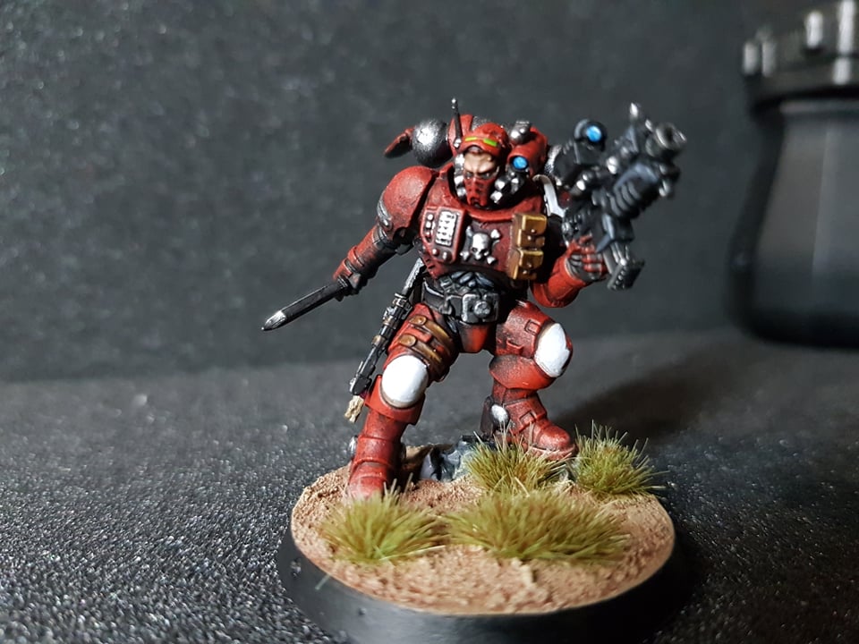 [FINI][vlad morgenstern / imperium ] lieutenant en armure phobos (80pts) 26970310