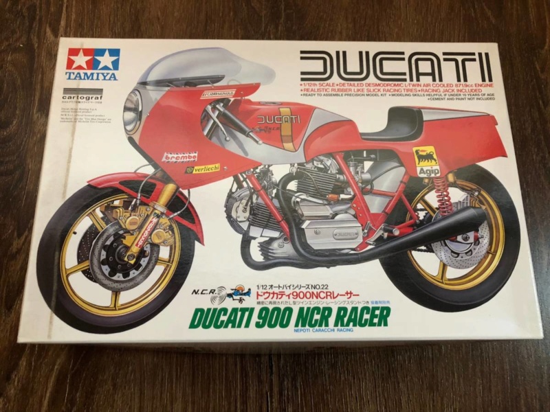 [Tamiya 1/12°] Ducati 900 NCR I-img114