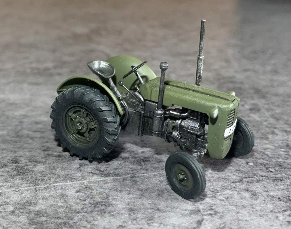 Tracteur pour Mig-21 (CMK 1/72) - Page 3 Image_95