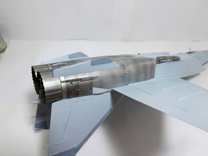 [Revell (ICM)] 1/48 - Mikoyan-Gourevitch MiG-25 RBT Foxbat  - Page 2 Mig-2540