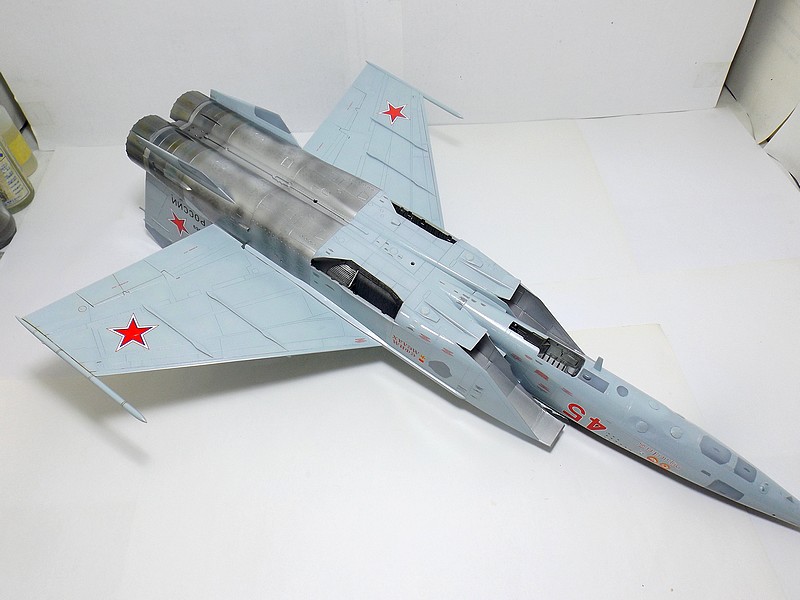 [Revell (ICM)] 1/48 - Mikoyan-Gourevitch MiG-25 RBT Foxbat  - Page 2 Mig-2545