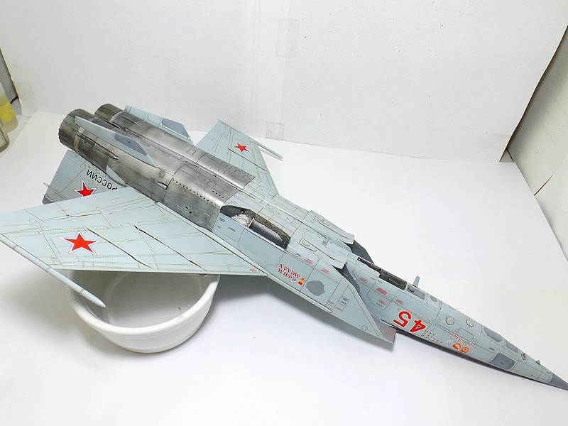[Revell (ICM)] 1/48 - Mikoyan-Gourevitch MiG-25 RBT Foxbat  - Page 2 Mig-2554