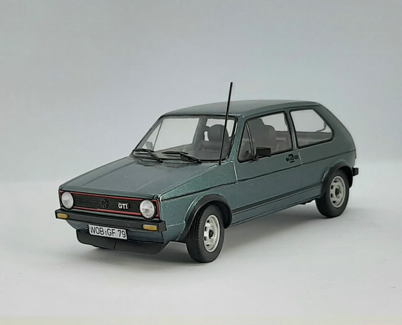 VW Golf 1 GTI, Revell, 1/24 (07072) gebaut von Diwo Comp1790