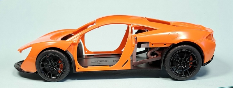 McLaren 570S , Revell 1/24 (07051) Comp2032