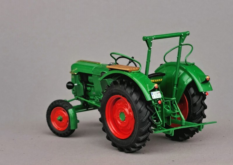 Deutz D30 1/24 Revell Adventskalender (01030) Galeriebilder Comp3013