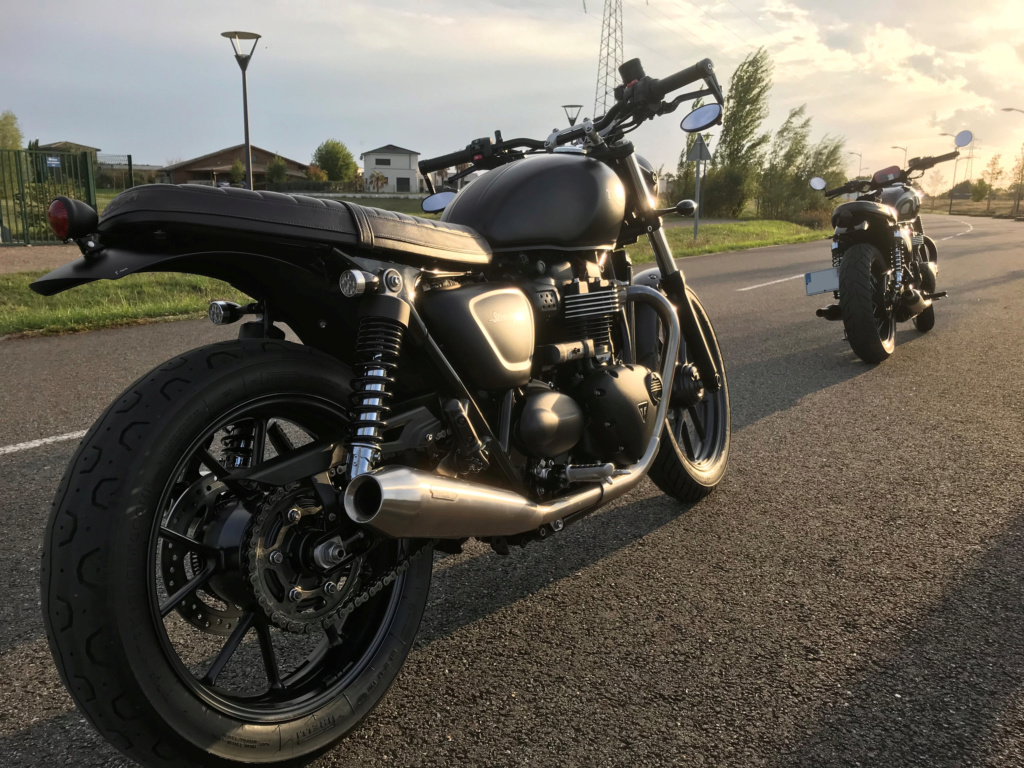 Street twin de madame  Img_4819