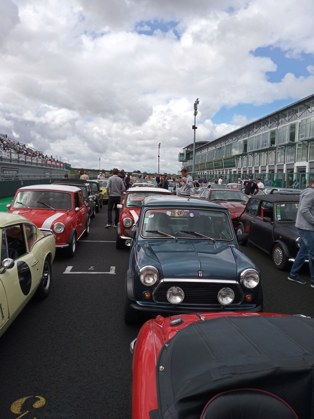 CLASSICS DAY'S MAGNY COURS Img_2015