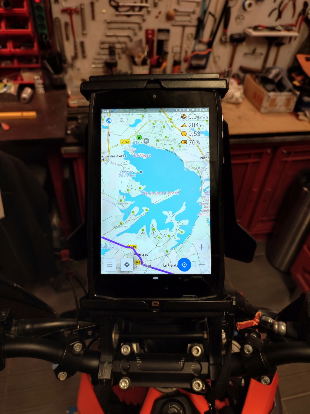 Tablette sur 1290 R et navigation en grand ecran Tablet12