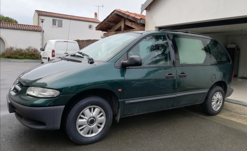 Vends Chrysler Grand Voyager de 1997 avec 111 000Km Img_2012