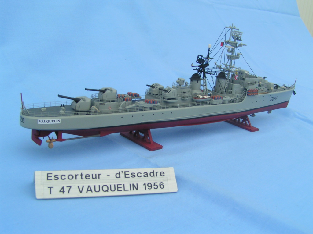 Escorteur d Escadre type T 47 D628 VAUQUELIN classe SURCOUF Réf  Pict0041