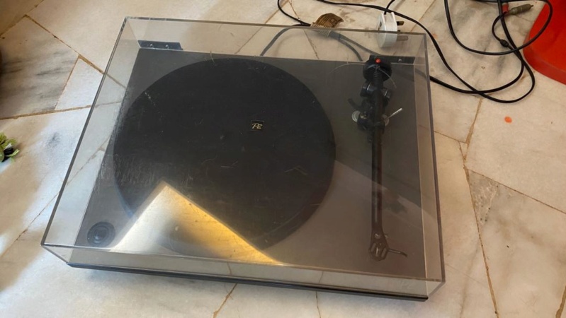 Rega P2 Turntable (SOLD) Whats138