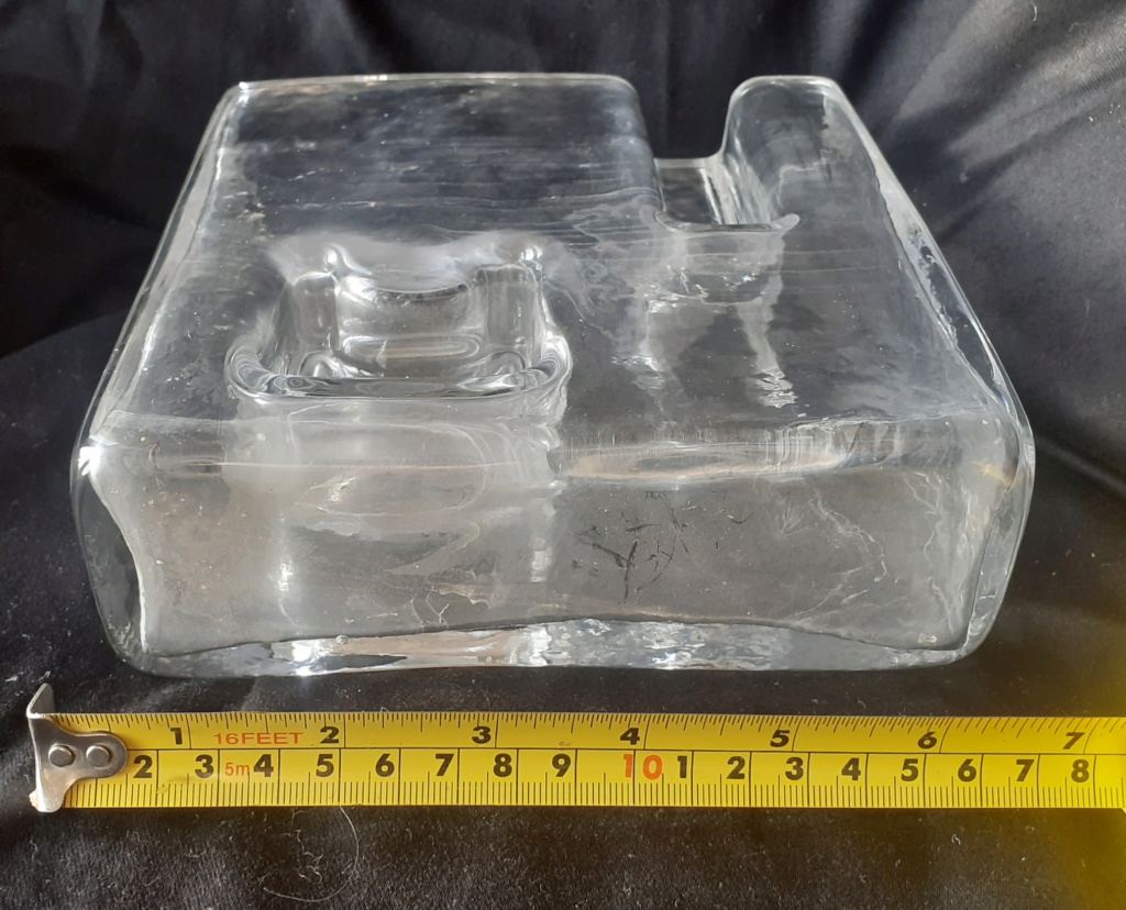 Unidentified clear glass vase 1960's 20191012