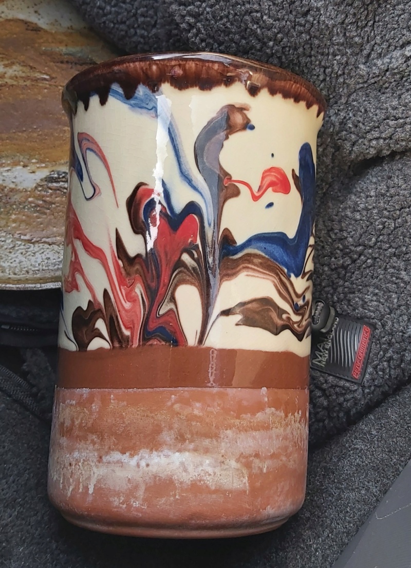 Large terracotta vase/utensil pot 20200919