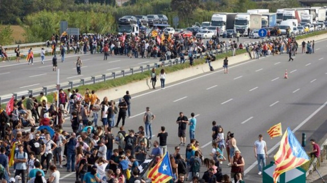 PROTESTAS POST SENTENCIA EN CATALUNYA Y BARCELONA Talls-10