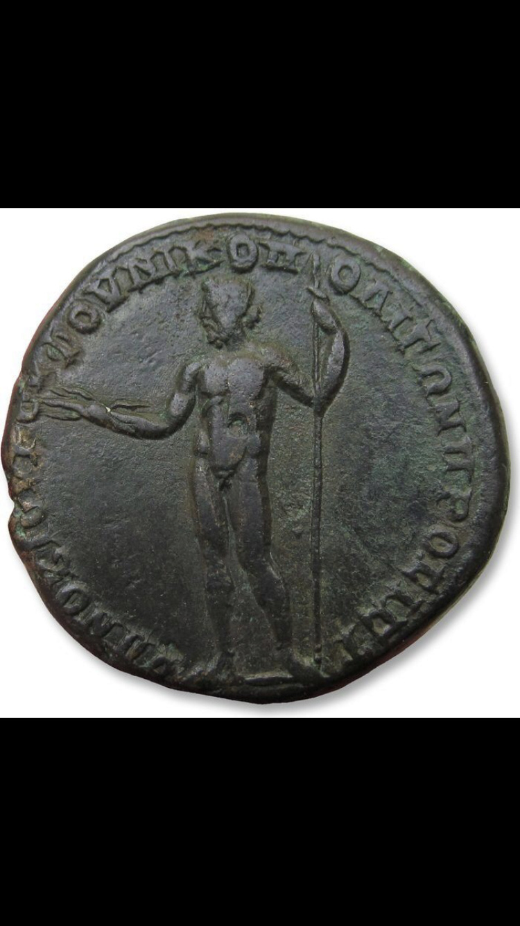AE26 de Heliogábalo - Nicopolis ad Istrum, Moesia Inferior - Zeus Image112