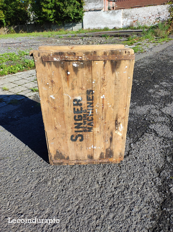 CAisse de transport SINGER / SINGER shipping crate 30937610