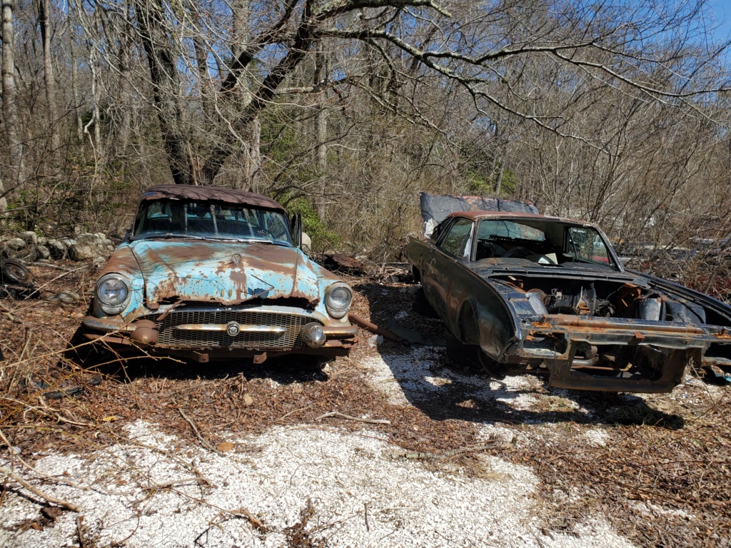 The Junkyard Crawl John in RI & Brother Al @ Arnold's in Tiverton, RI 20210314