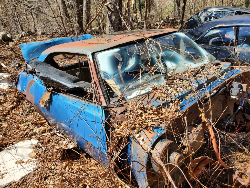 The Junkyard Crawl John in RI & Brother Al @ Arnold's in Tiverton, RI 20210347