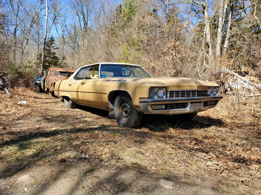 The Junkyard Crawl John in RI & Brother Al @ Arnold's in Tiverton, RI 20210356