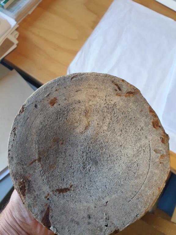 Please help to identify this old pot found in Oamaru.  It was made in China. 20211012