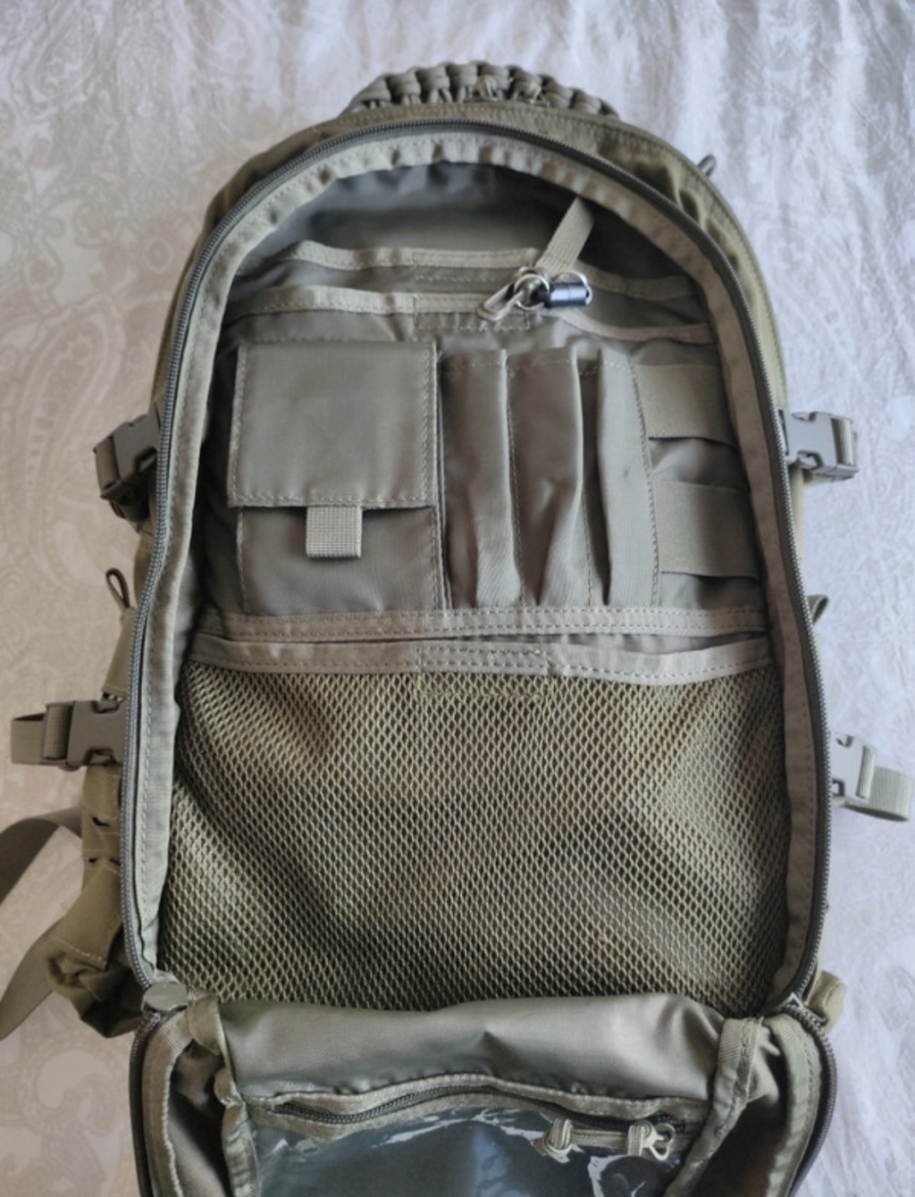 TMR / sac à dos / veste Img_8612