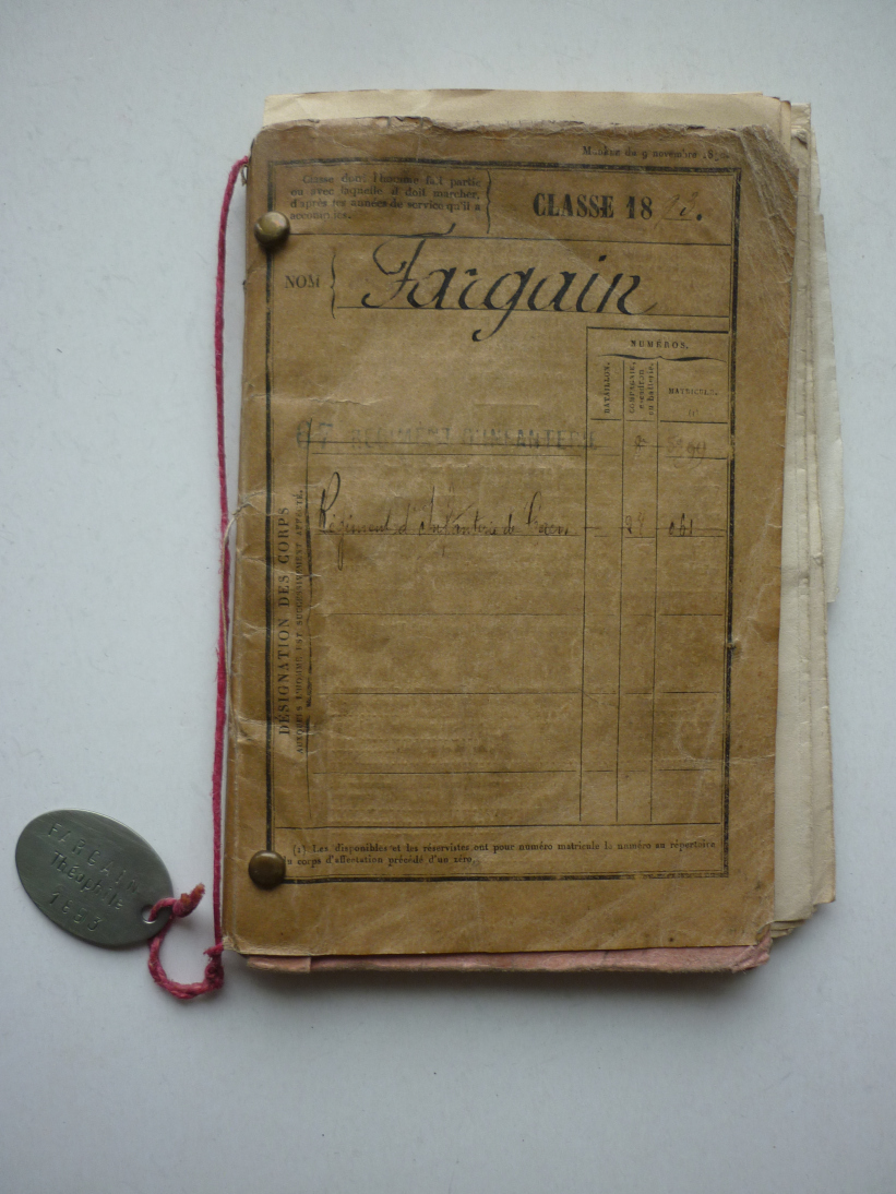 (A) Livret militaire et plaque poilu 23e RIT Reims Pompelle génie Livret12