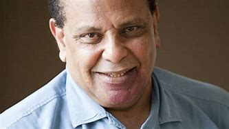Alaa El-Aswany Oip_110