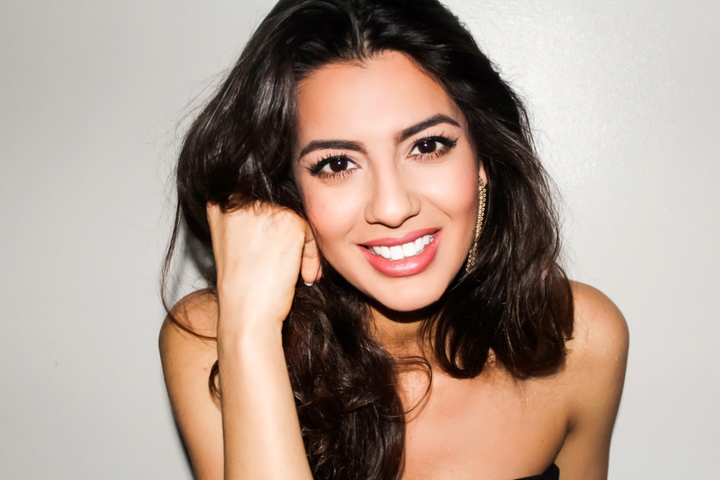 Road to Miss Universe Great Britain 2019 is Emma Victoria Jenkins - Page 3 11156