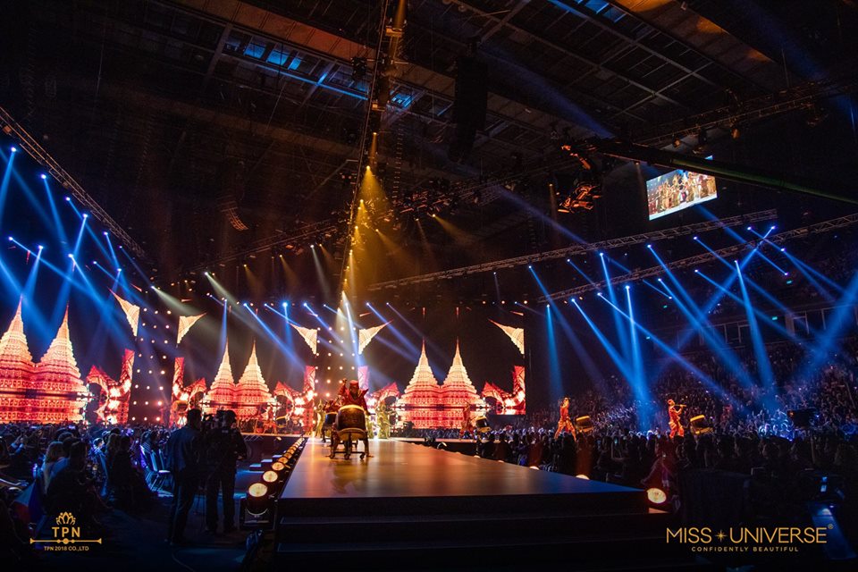 © PAGEANT MANIA © MISS UNIVERSE 2018 - OFFICIAL COVERAGE II Finals (PHOTOS ADDED) - Page 9 1656