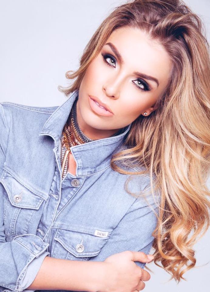 Road to Miss Universe Great Britain 2019 is Emma Victoria Jenkins - Page 3 17992110
