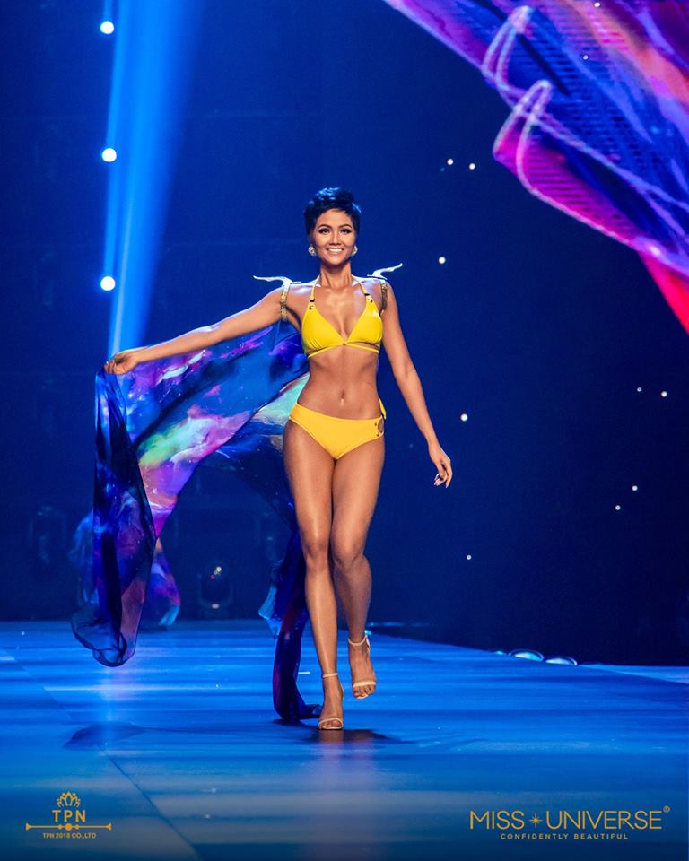© PAGEANT MANIA © MISS UNIVERSE 2018 - OFFICIAL COVERAGE II Finals (PHOTOS ADDED) - Page 9 2463