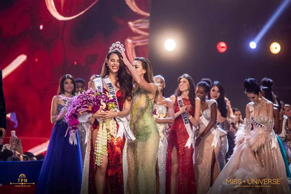 ♔ The Official Thread of MISS UNIVERSE® 2018 Catriona Gray of Philippines ♔ - Page 3 3392