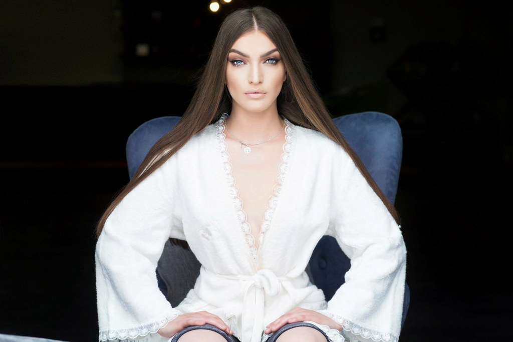 Miss Universe Kosovo 2018 is Zana Berisha 34816610