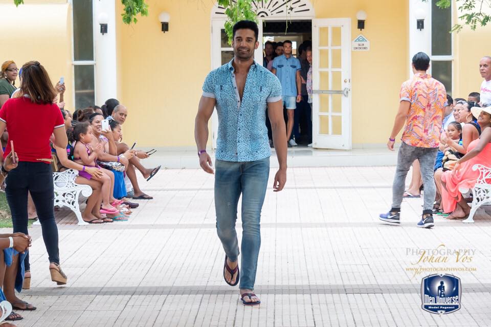 Road to MEN UNIVERSE MODEL 2018 - CURAÇAO WINS - Page 4 37698111
