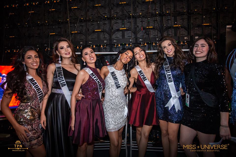 © PAGEANT MANIA © MISS UNIVERSE 2018 - OFFICIAL COVERAGE II Finals (PHOTOS ADDED) - Page 9 4315
