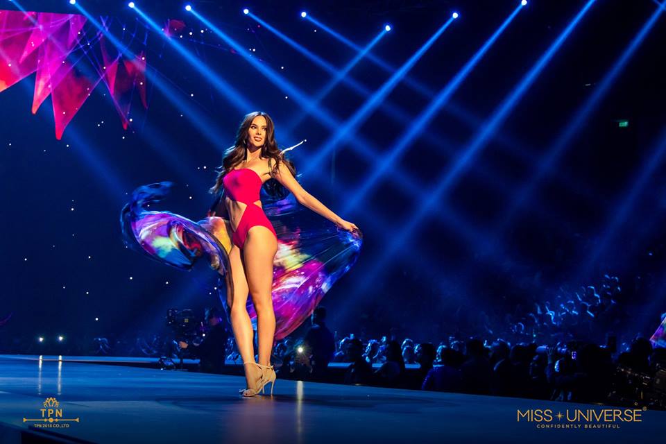 © PAGEANT MANIA © MISS UNIVERSE 2018 - OFFICIAL COVERAGE II Finals (PHOTOS ADDED) - Page 9 4324