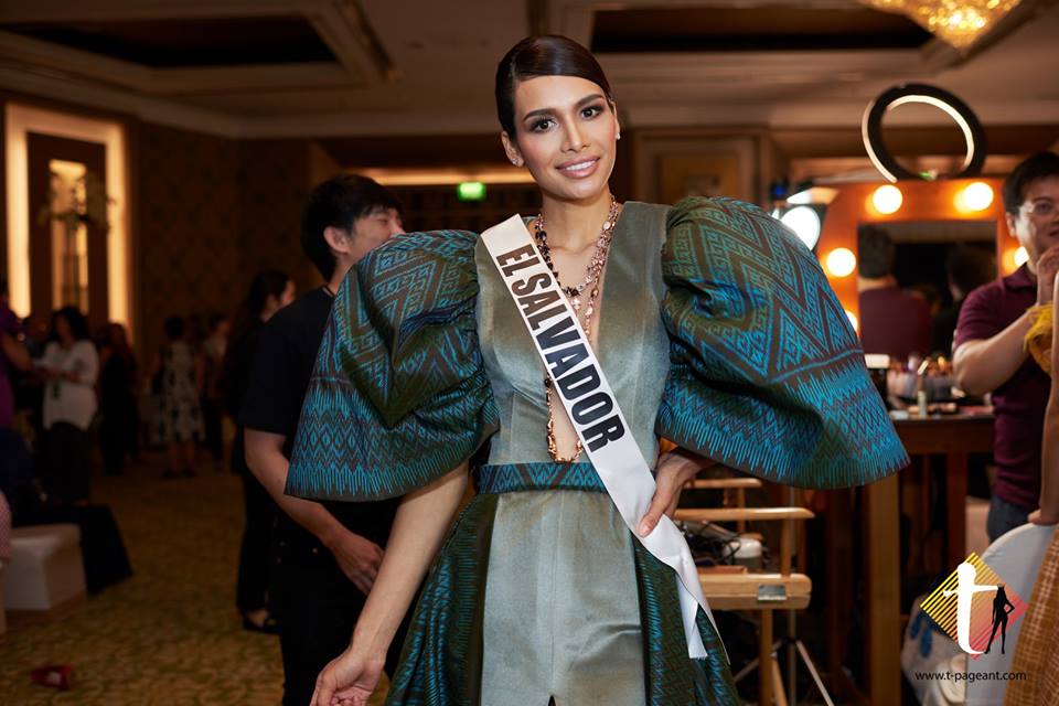 © PAGEANT MANIA © MISS UNIVERSE 2018 - OFFICIAL COVERAGE Finals - Page 38 48175510