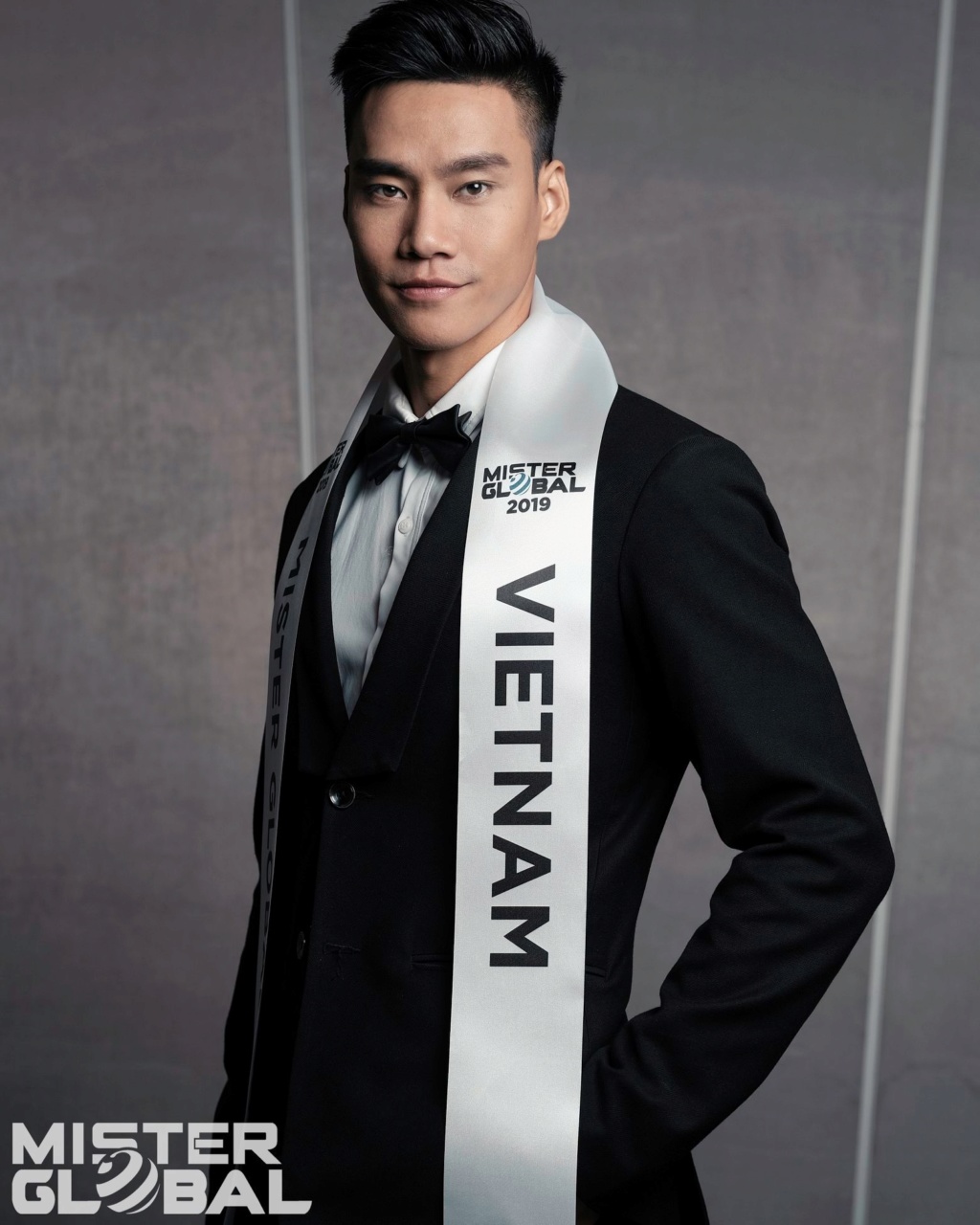 ☣️ Mister Global 2019 ⚛️ FORMAL WEARPORTRAITS ☣️ - Page 2 71188510