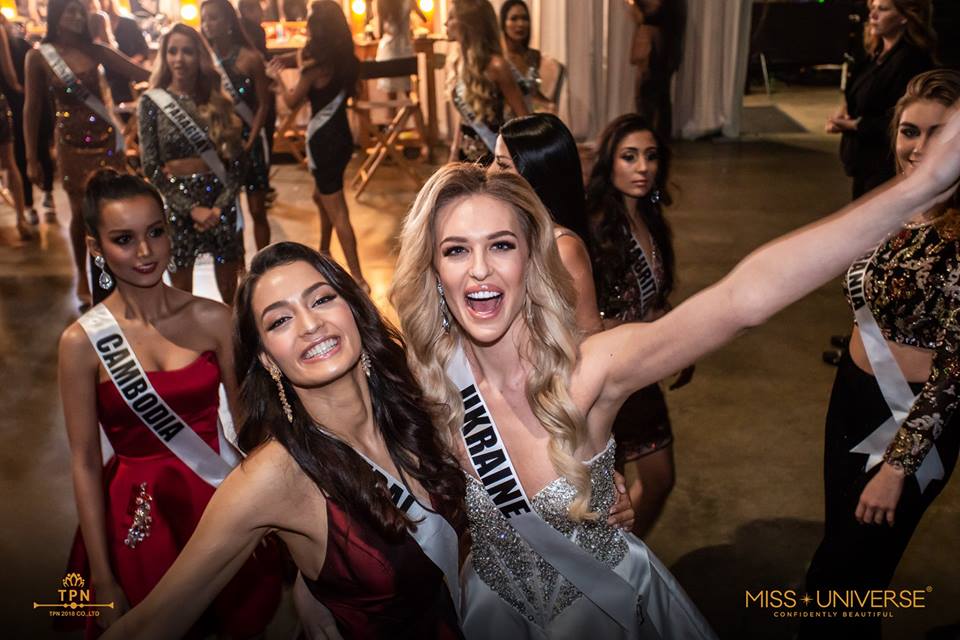 © PAGEANT MANIA © MISS UNIVERSE 2018 - OFFICIAL COVERAGE II Finals (PHOTOS ADDED) - Page 9 9123