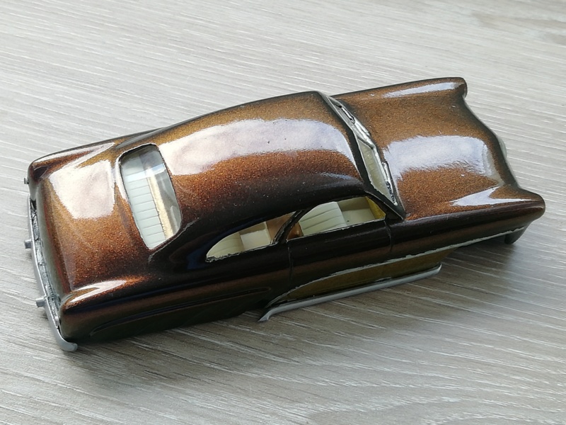 * 1/32 Ford 1949 Lindberg Img_1777