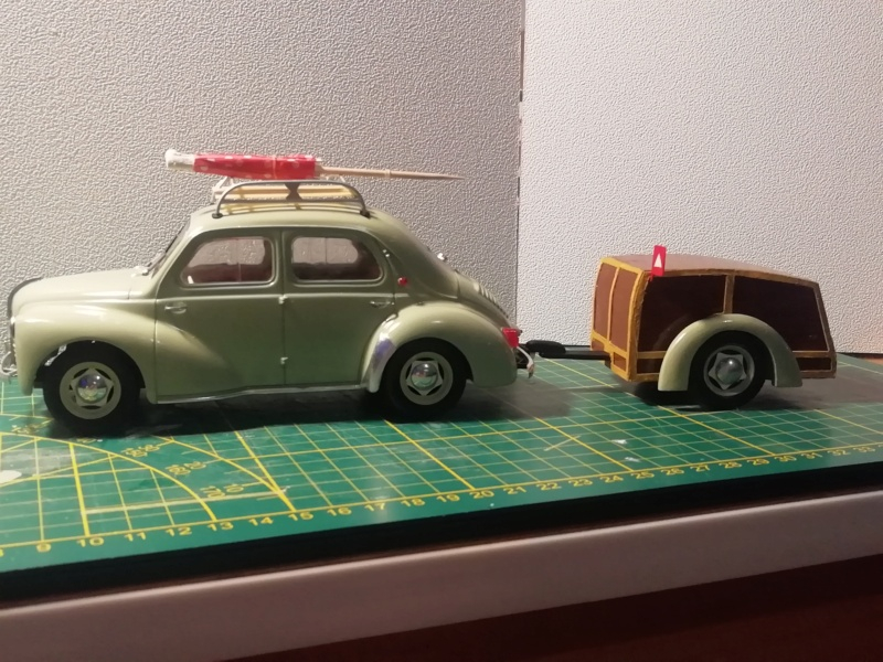 1/20   Renault 4cv    IMAI  - Page 3 Img_1843